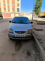 voitures-chevrolet-aveo-4-portes-2004-tissemsilt-algerie