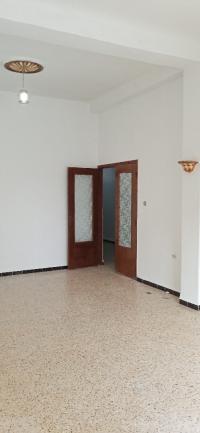 شقة-كراء-طابق-فيلا-2-غرف-الجزائر-برج-الكيفان