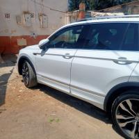 tout-terrain-suv-volkswagen-tiguan-2018-r-line-staoueli-alger-algerie