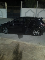 moyenne-berline-peugeot-308-2014-active-sidi-bel-abbes-algerie