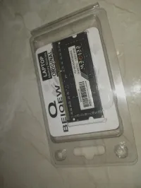 Ram 8 giga غير مستعملة جديدة 