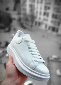 PROMO Alexandre Mcqueen 38/39 blanche et noir