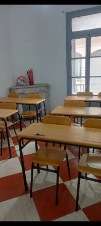 تقديم دروس الدعم في الرياضيات والفيزياء 