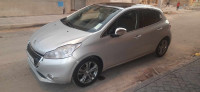 voitures-peugeot-208-2014-allure-saida-algerie