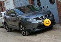 voitures-nissan-qashqai-2017-tekna-dar-el-beida-alger-algerie