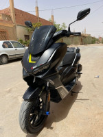 motos-et-scooters-vmax-vms-2022-hammam-dhalaa-msila-algerie