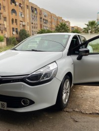 Renault Clio 4 2016 Limited 2 thumbnail 3