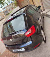 voitures-seat-ibiza-2014-fully-toit-ouvrant-medea-algerie