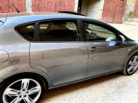 voitures-seat-leon-2013-fr-medea-algerie