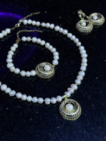 jewelry-set-طاقم-من-اللؤلؤ-parure-en-perles-de-culture-joher-hor-mohammadia-alger-algeria