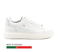 AMBITIOUS Eclipse Lace Up Sneaker