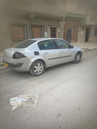 voitures-renault-megane-2-classique-2005-msila-algerie