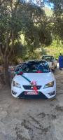 moyenne-berline-seat-leon-2014-taskriout-bejaia-algerie