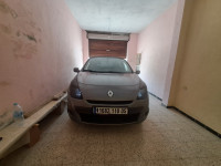 voitures-renault-clio-3-2010-authentique-el-madher-batna-algerie