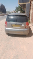 mini-citadine-kia-picanto-2009-style-chlef-algerie