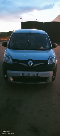 voitures-renault-kangoo-2020-mascara-algerie