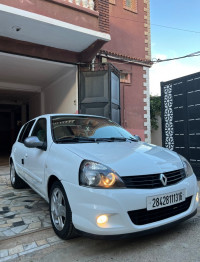 voitures-renault-clio-campus-2013-bye-ain-taya-alger-algerie