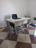 bureaux-caissons-bureau-en-bois-et-pieds-metal-annaba-algerie