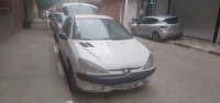 voitures-peugeot-206-2002-19d-w85-baraki-alger-algerie