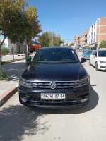 voitures-volkswagen-tiguan-2017-r-line-oum-el-bouaghi-algerie