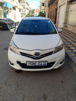 voitures-toyota-yaris-2012-sidi-bel-abbes-algerie