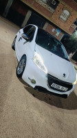 voitures-peugeot-208-2014-allure-ain-oussara-djelfa-algerie