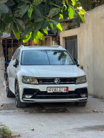 voitures-volkswagen-tiguan-2017-r-line-thenia-boumerdes-algerie