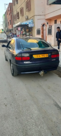 voitures-renault-laguna-1-1995-maghnia-tlemcen-algerie