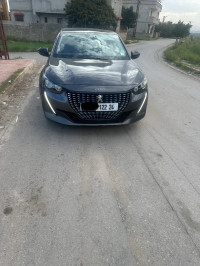 voitures-peugeot-208-2022-allure-facelift-guelma-algerie