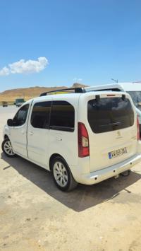 سيارات-peugeot-partner-2019-tepee-بيضاء-برج-سطيف-الجزائر