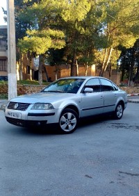 سيارات-volkswagen-passat-2002-المدية-الجزائر