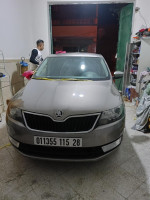 voitures-skoda-rapid-2015-edition-bou-saada-msila-algerie