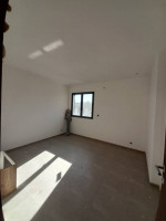 appartement-vente-f2-alger-el-mouradia-algerie