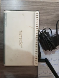 2 Modems Tenda & D-Link 