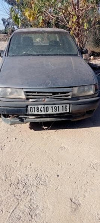 voitures-opel-corsa-1991-staoueli-alger-algerie