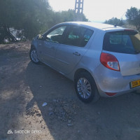 voitures-renault-clio-3-2010-les-eucalyptus-alger-algerie