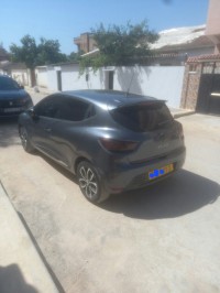 سيارات-renault-clio-4-2019-limited-عزابة-سكيكدة-الجزائر