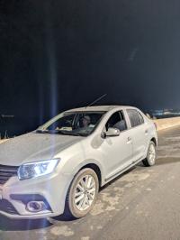 cars-renault-symbol-2018-privilege-oran-algeria