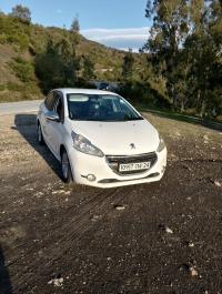 سيارات-peugeot-208-2014-active-قلعة-بوصبع-قالمة-الجزائر