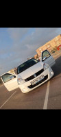 voitures-renault-clio-campus-2012-bye-el-eulma-setif-algerie