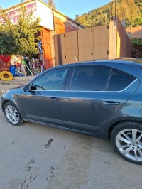 سيارات-skoda-octavia-2019-عين-الدفلى-الدفلة-الجزائر