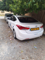 voitures-hyundai-elantra-2015-setif-algerie