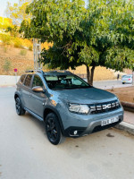 voitures-dacia-duster-2023-gold-mascara-algerie