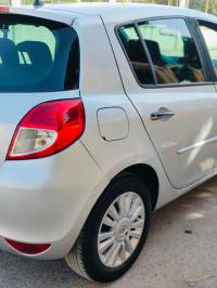السيارات-النفعية-renault-clio-3-2011-سطيف-الجزائر