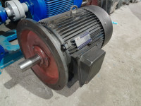 industrie-fabrication-moteur-electrique-b-35-50-cheveux-37-kw-980-trmin-setif-algerie