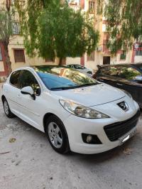 سيارات-peugeot-207-2012-باتنة-الجزائر