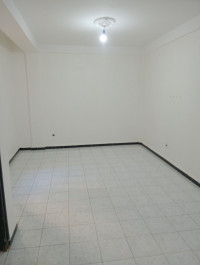 niveau-de-villa-location-f3-alger-mohammadia-algerie