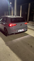 moyenne-berline-volkswagen-golf-8-2024-algerie