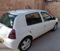 citadine-renault-clio-campus-2014-bye-mascara-algerie