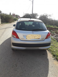 voitures-peugeot-207-2011-active-kolea-tipaza-algerie